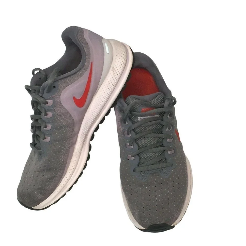 Nike Air Zoom Vomero 13 Womens Running Shoes Size 6.5 Gray Trainers 922909 004 - Picture 3 of 9